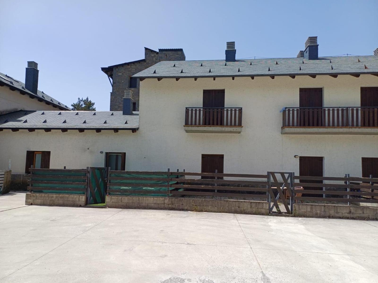 Apartamento Pico De Alba - Jacetania فييانوا المظهر الخارجي الصورة